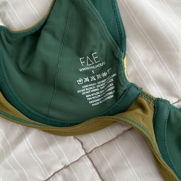 FAE SWIM Colorblock Bikini - Picture 3 of 6